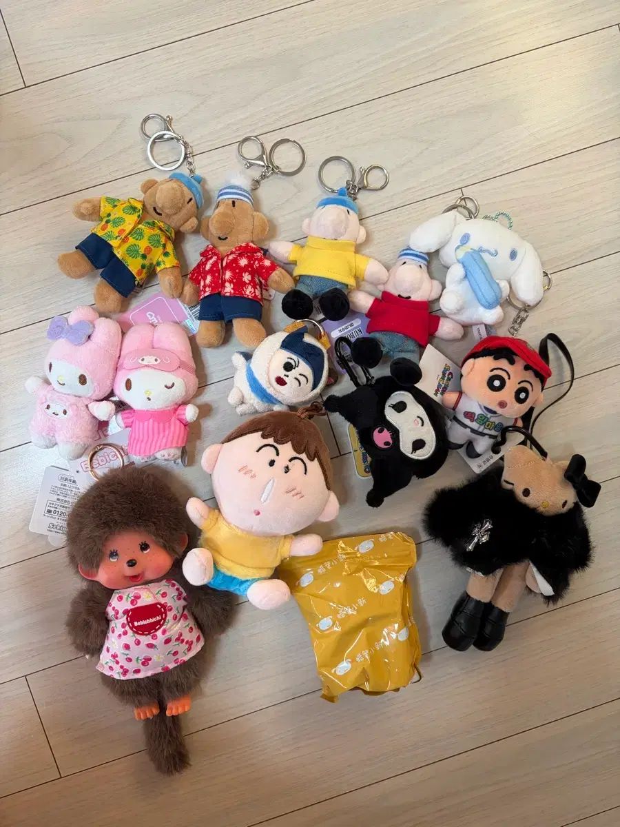 クレヨンしんちゃん サンリオ モンチッチ パトとマット ぬいぐるみ