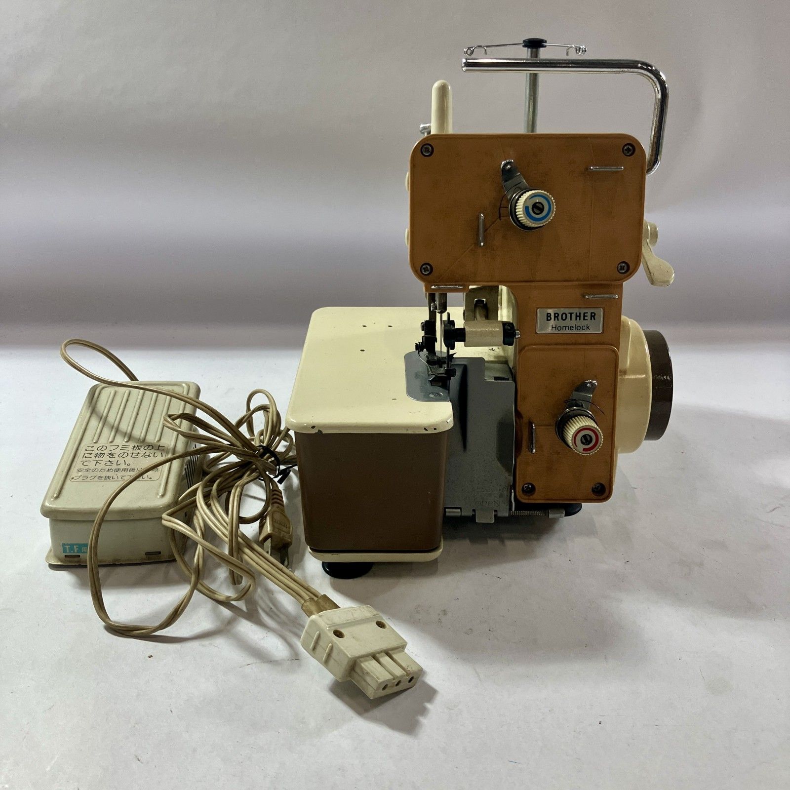 ★ BROTHER ブラザー ホームロックミシン TE4-B504 フットペダル　 ジャンク品