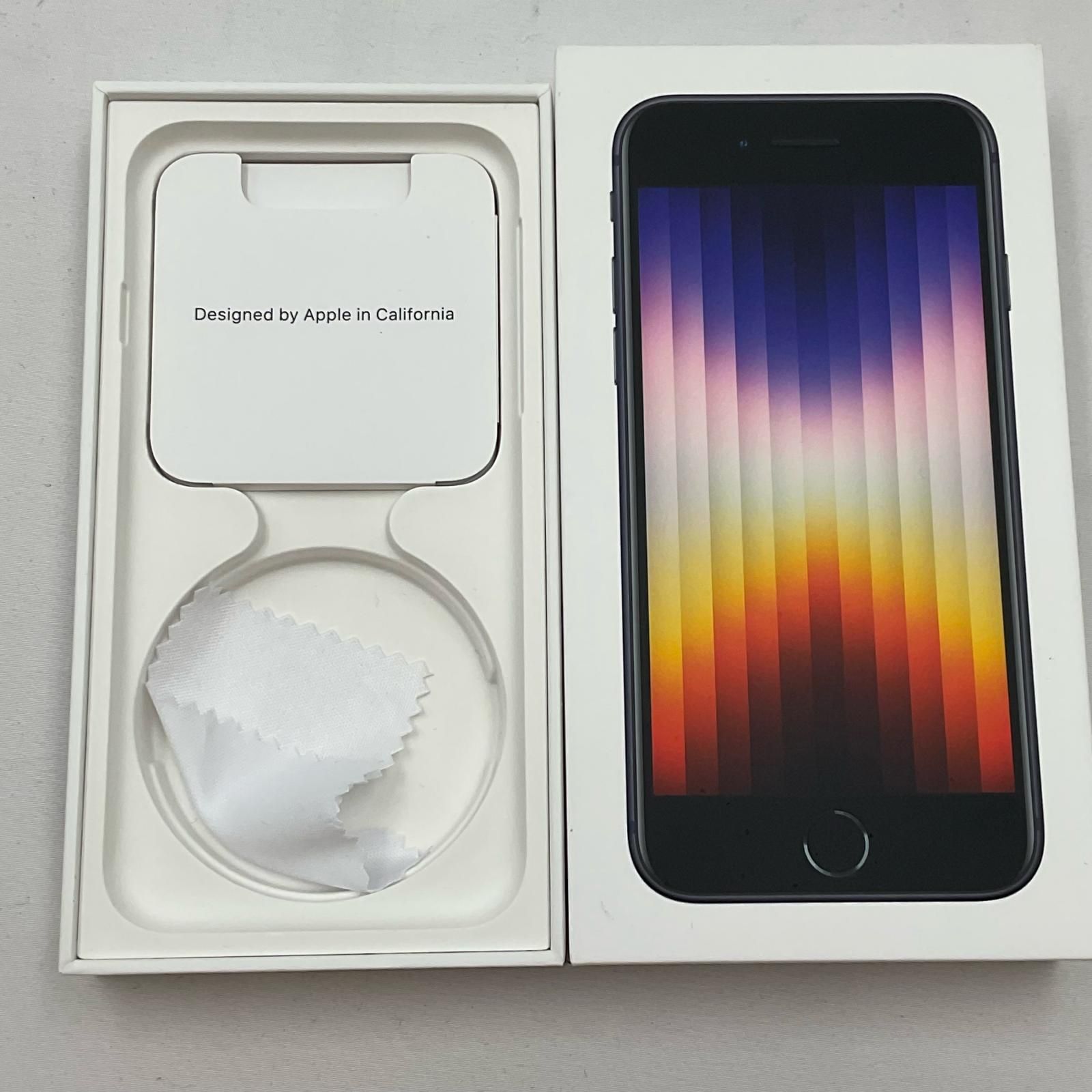 美品】iPhone SE3 128GB ミッドナイト SIMフリー - メルカリ
