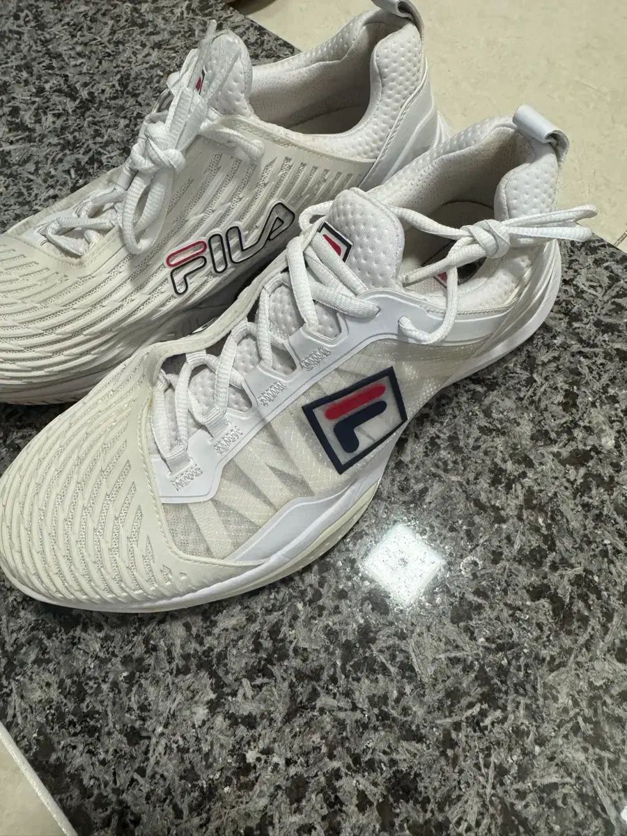 FILA フィラ テニスシューズ 275mm