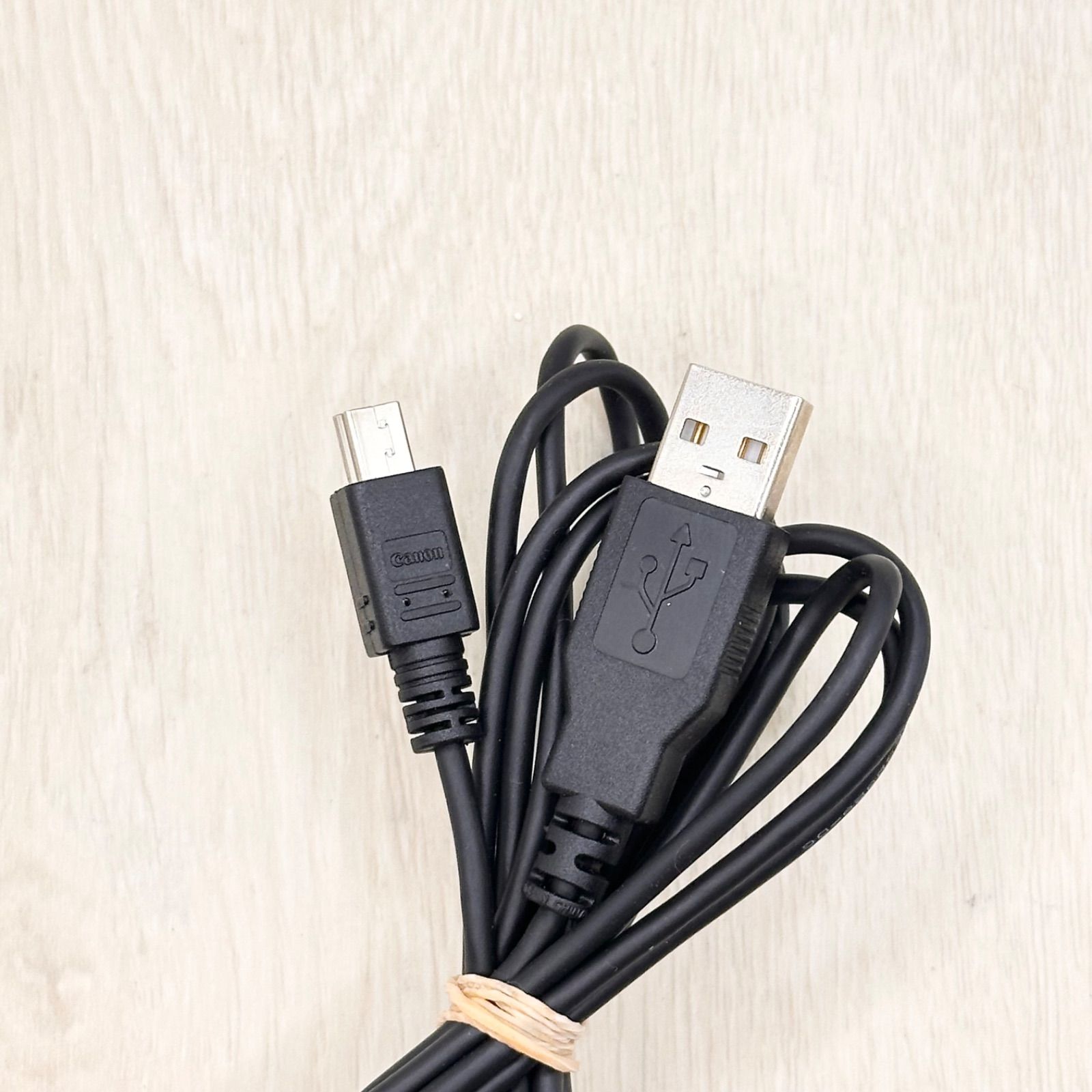 Canon iVIS mini X 本体とUSBケーブル Canon IFC-400PCU 純正品 USBケーブル EOS Kiss X9i X8i X7i X6i X5 X4