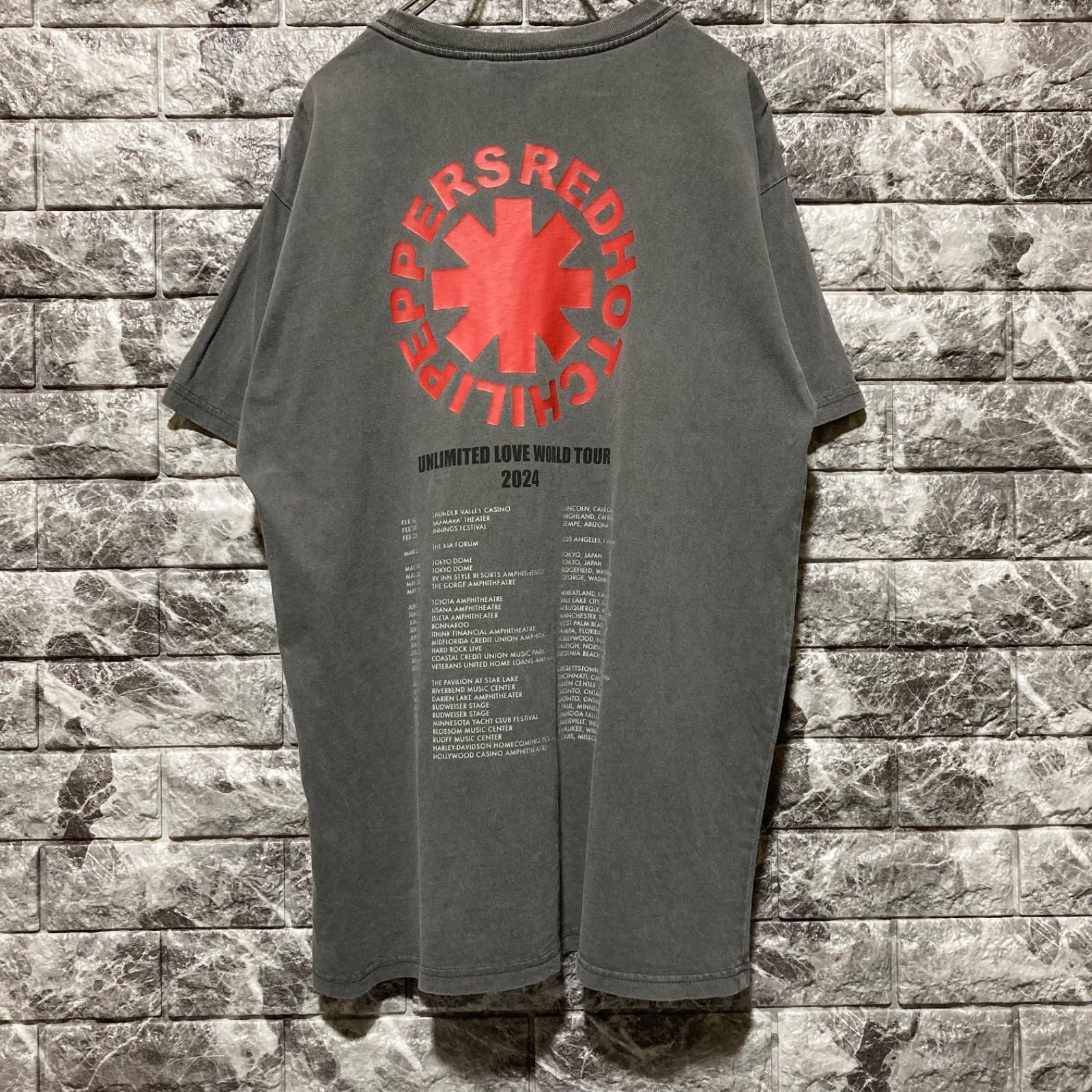RED HOT CHILI PEPPERS Tシャツ レッチリ ツアー 2024 - メルカリ