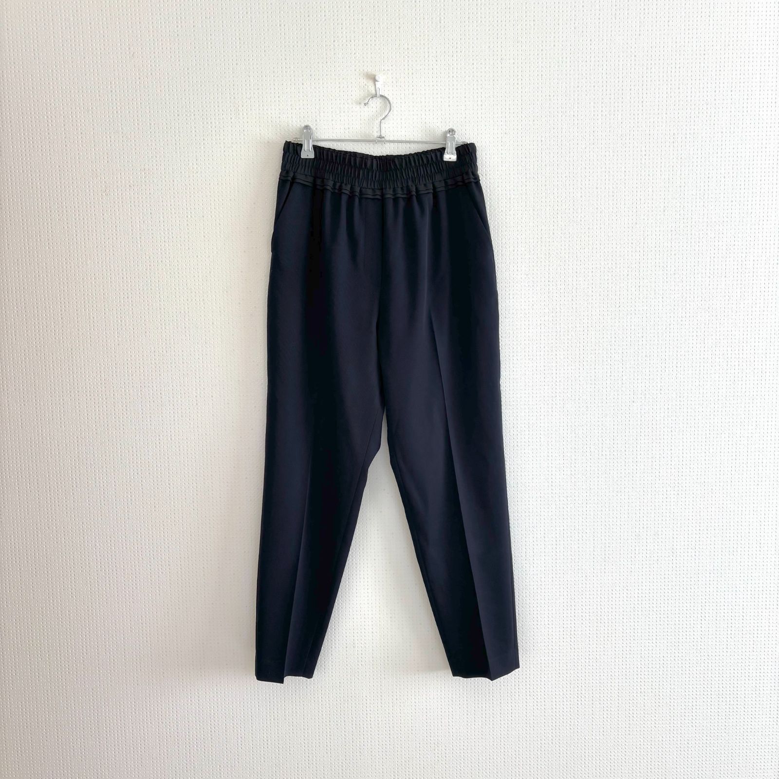 CYCLAS シクラス ウエストゴム　テーパードパンツ スラックス ダークネイビー 紺 38 ストレッチウエスト ポケット4つ センタープレス 美脚シルエット パンツ ボトムス タック テーパード オフィス 通勤 春秋 レディース 美品 古着 [D311]