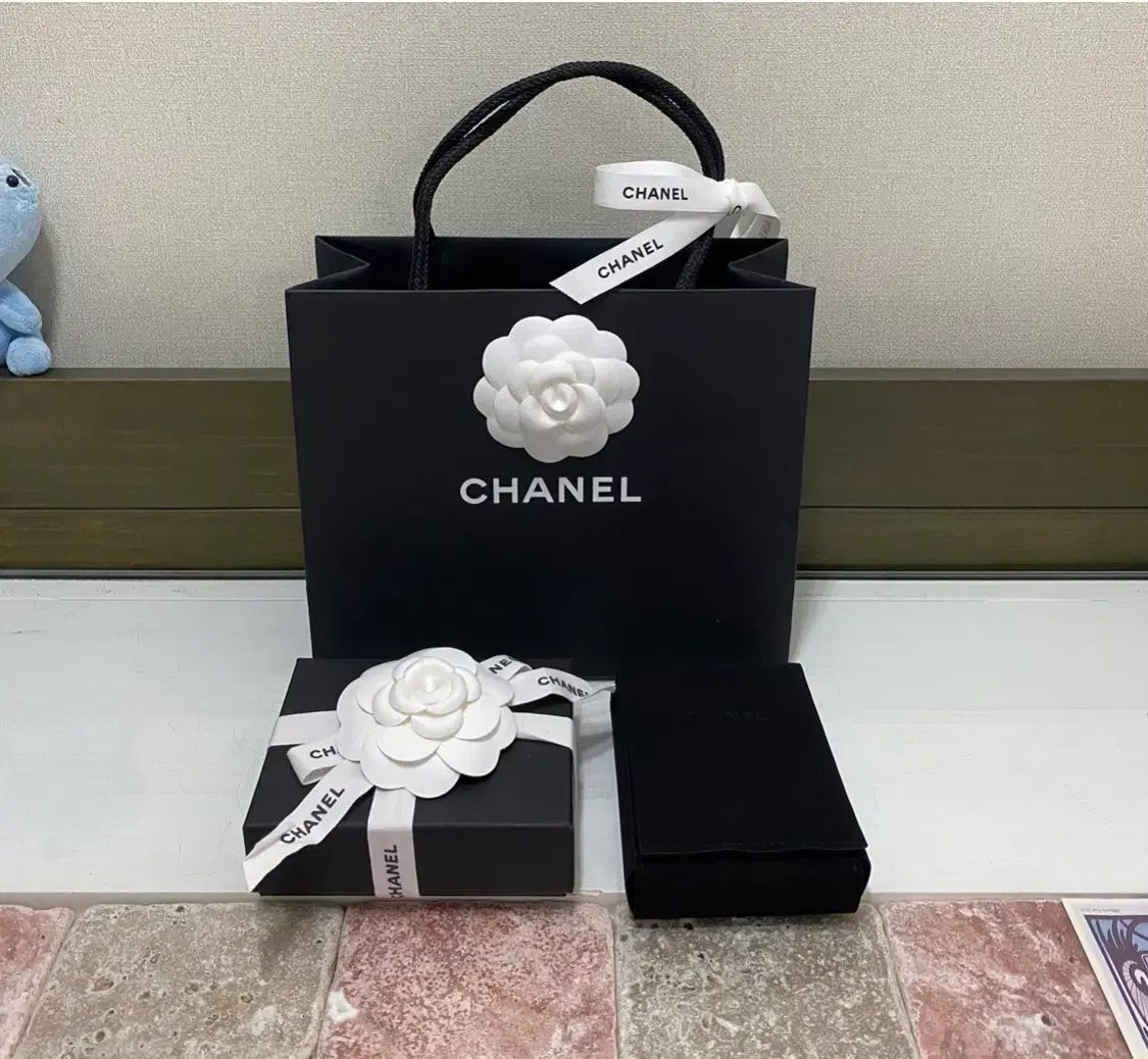 シャネル　バッグ等箱　カメリアリ　　限定リボン　まとめ売り CHANELシャネル バッグ箱・カメリア・リボン・メッセージケース ギフト