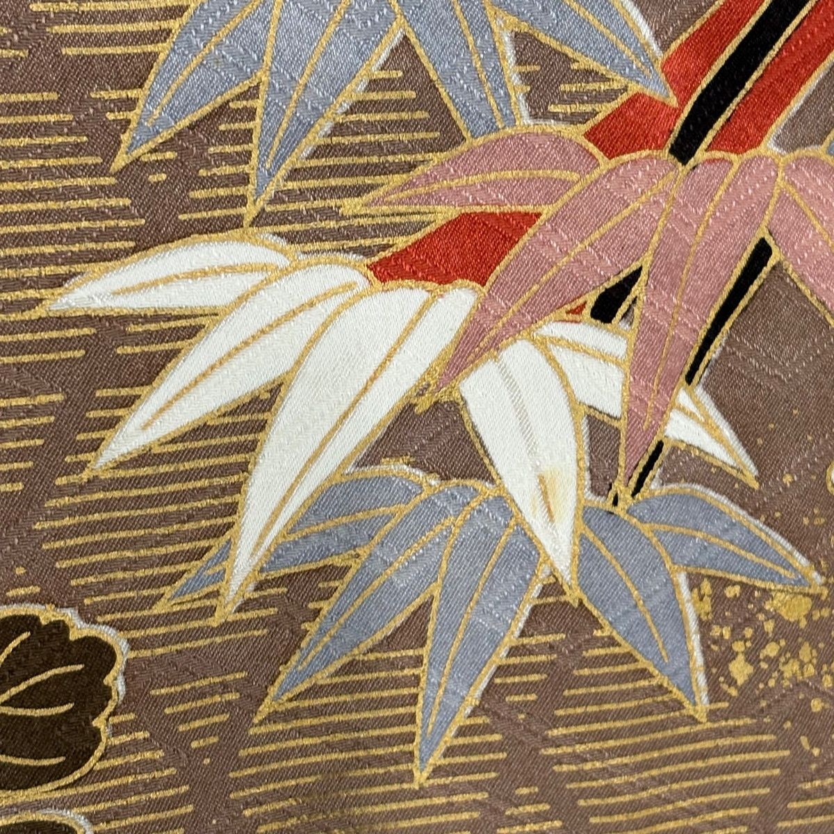 振袖 秀品 身丈173cm 裄丈71cm 正絹 【中古】 振袖 身丈173cm 裄丈66.5cm M 袷 御所車 牡丹 金糸 金彩 ピンク