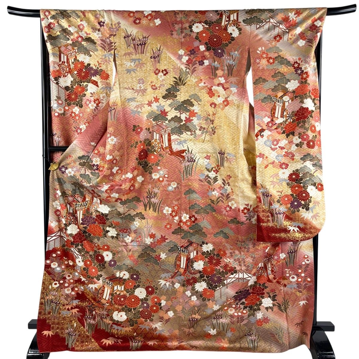 振袖 身丈157cm 裄丈67.5cm 正絹 秀品 【中古】 美品】 振袖 身丈157.5cm 裄丈64.5cm M 袷 草花 ヱ霞 縮緬 ぼかし 朱色