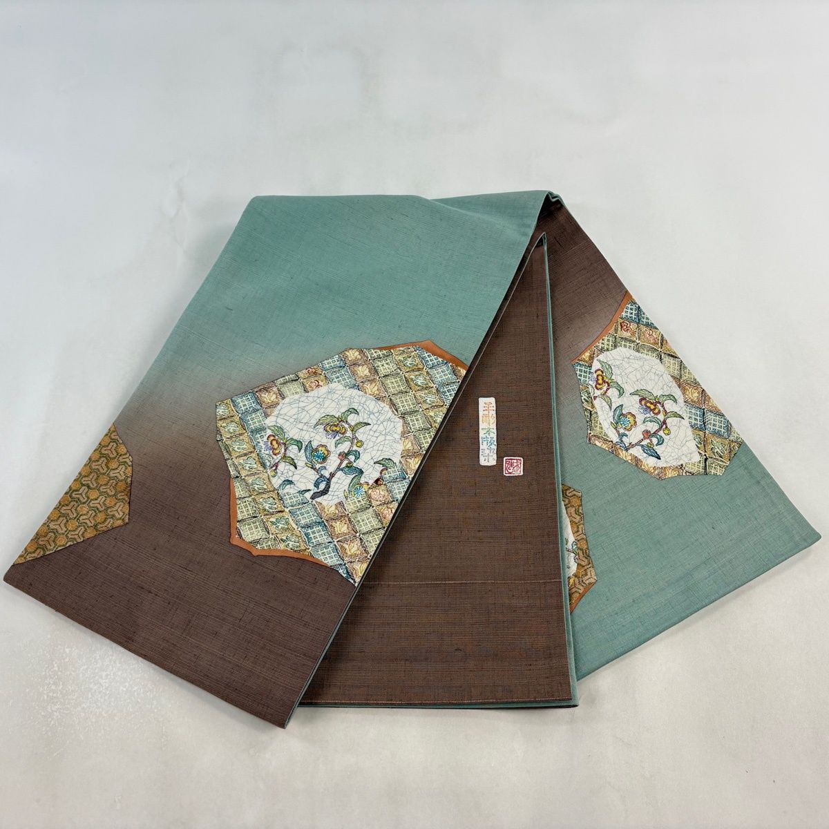 袋帯 紬 刺し子 亀甲模様 麹色 O-5988 袋名古屋帯 優品 紬地 ヤジロベエ 亀甲 刺し子刺繍 灰色 化繊 中古