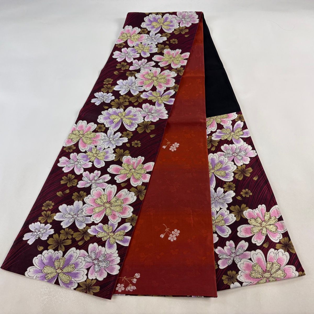袋帯 秀品 振袖向き 桜 箔 赤紫 六通 正絹 【中古】 - メルカリ