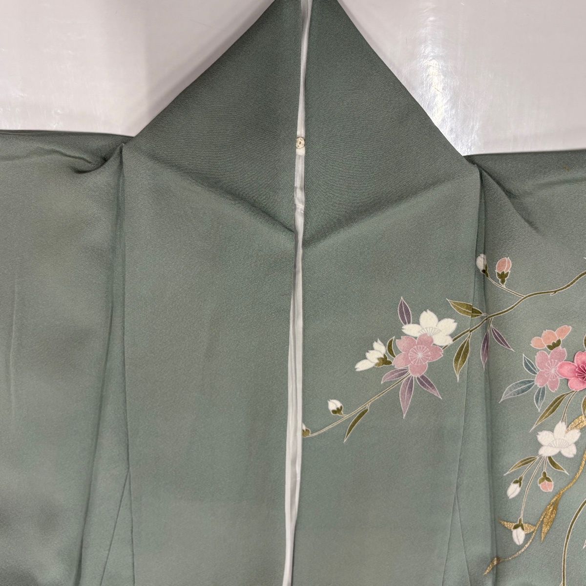 訪問着 身丈154.5cm 裄丈63.5cm 正絹 秀品 【中古】 訪問着 身丈154.5cm 裄丈65cm M 袷 菊 桜 金銀彩 ぼかし 灰緑 正絹 秀