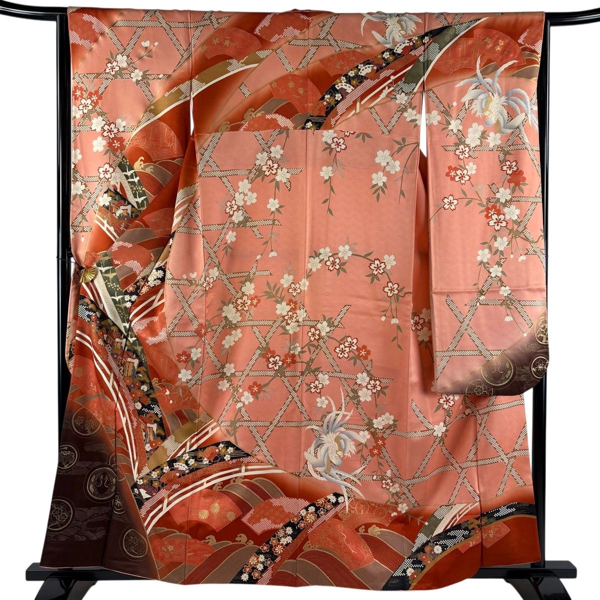 振袖 身丈160cm 裄丈63cm 正絹 名品 【中古】 振袖 身丈160cm 裄丈68cm L 袷 蝶 草花 金彩 染め分け 緑 正絹 秀品