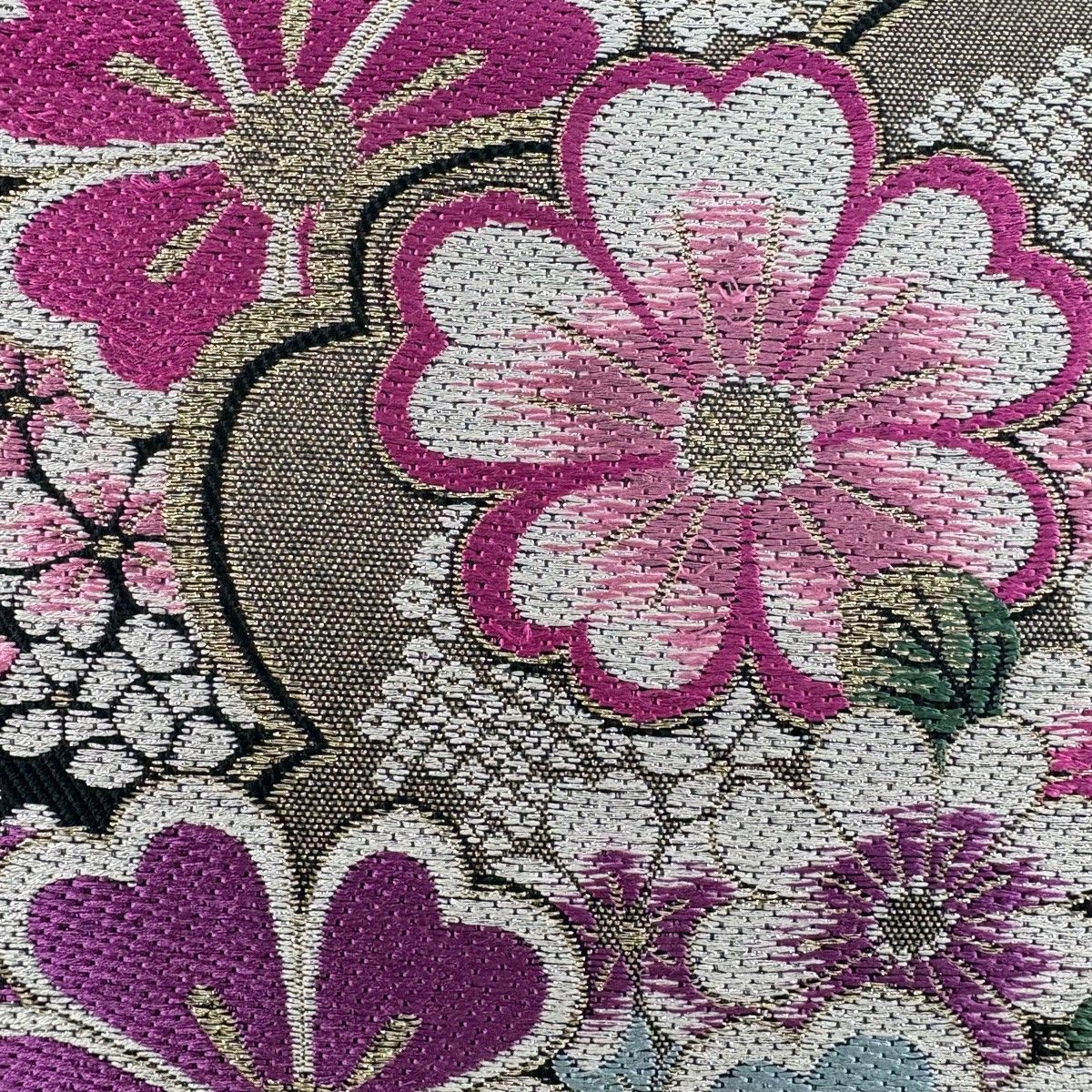 袋帯 秀品 桜 草花 箔 黒 六通 正絹 【中古】 - メルカリ