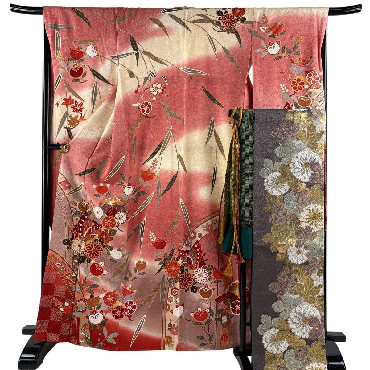 振袖 美品 名品 身丈165cm 裄丈64.5cm 正絹 【中古】 美品】 振袖 身丈165cm 裄丈67cm M 袷 袋帯フルセット 菊 蝶 金糸 金彩
