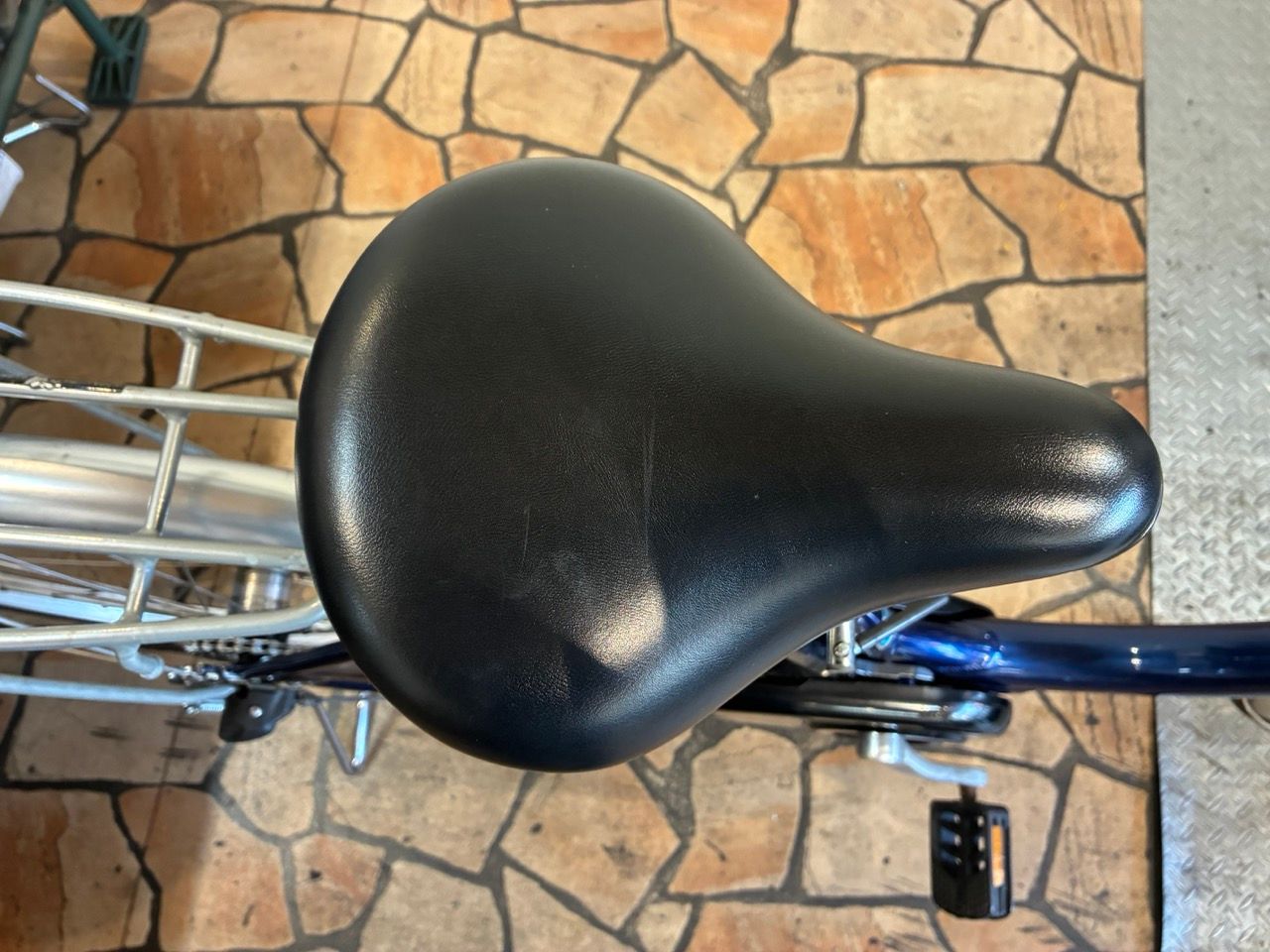軽量モデル/整備済】Panasonic ビビ・L【前カゴ・ブレーキ一式新品 