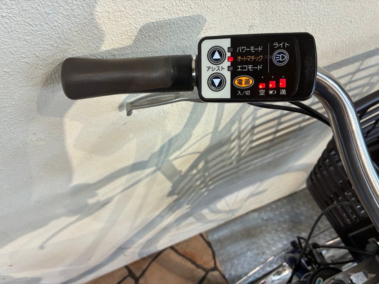 軽量モデル/整備済】Panasonic ビビ・L【前カゴ・ブレーキ一式新品 