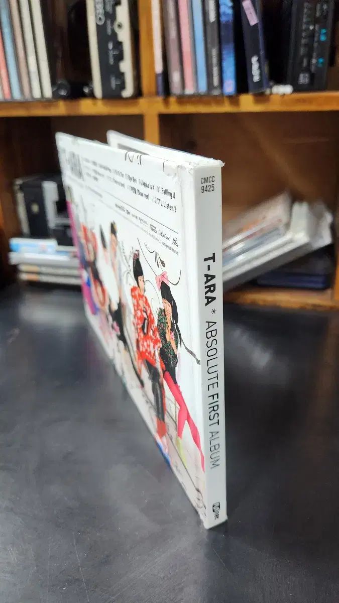 T-ARA(ティアラ) 1 家 CD (グラフィティ あり - メルカリ