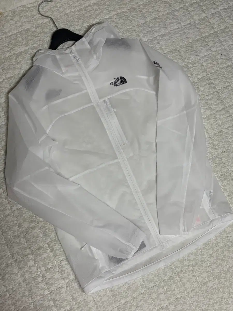 (新品) THE NORTH FACE ザノースフェイス ウィンドブレーカー 19,976円