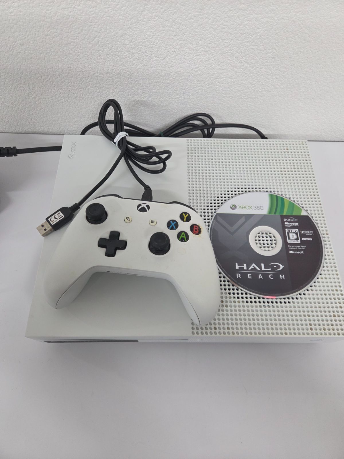 Microsoft Xbox One S 本体 Model 1681 ホワイト コントローラー付き HALO REACH同梱 通電確認済 ゲーム機