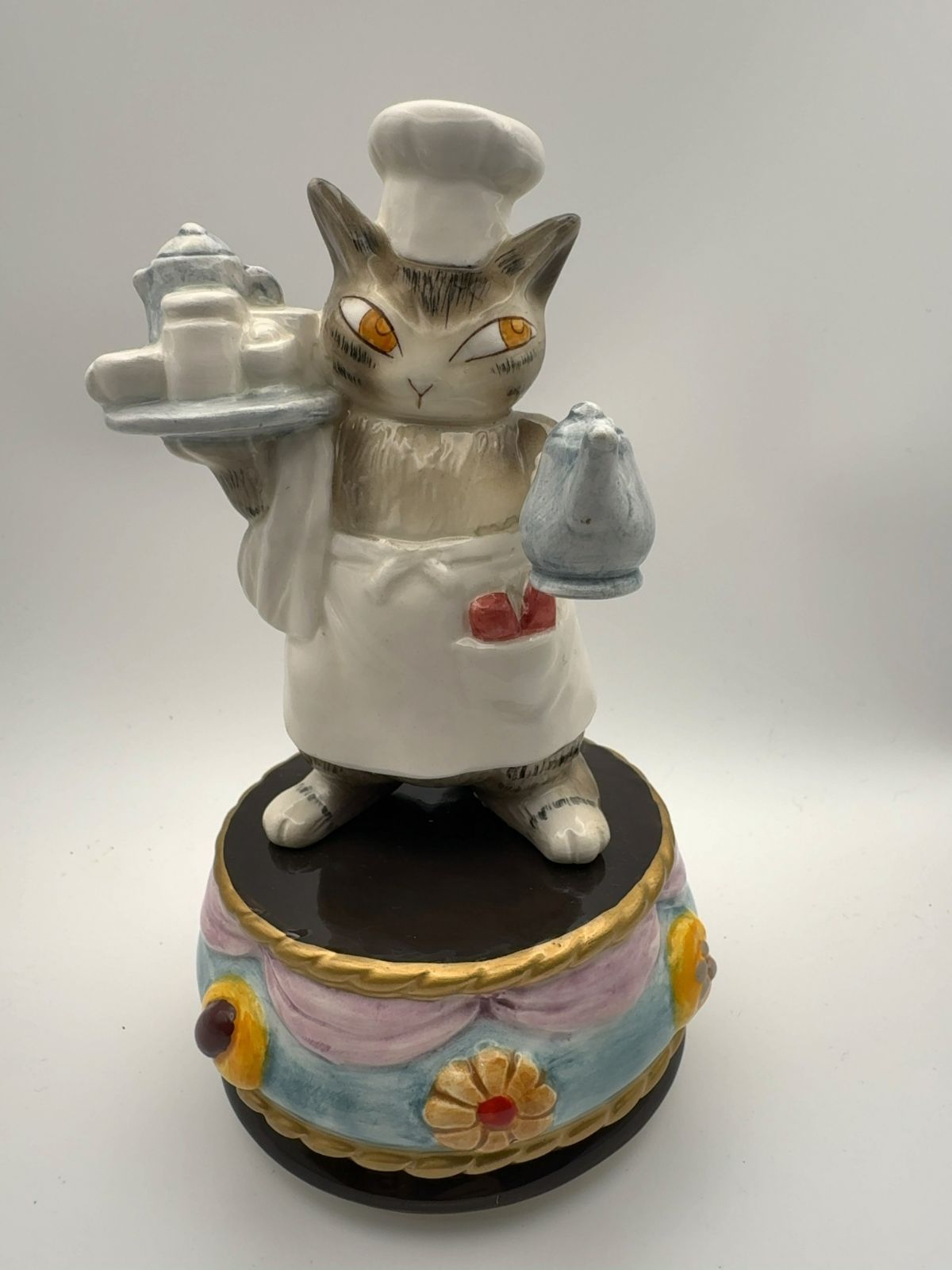 わちふぃーるど ダヤン 陶器オルゴール カフェ　猫 置物 ティーフォーツ