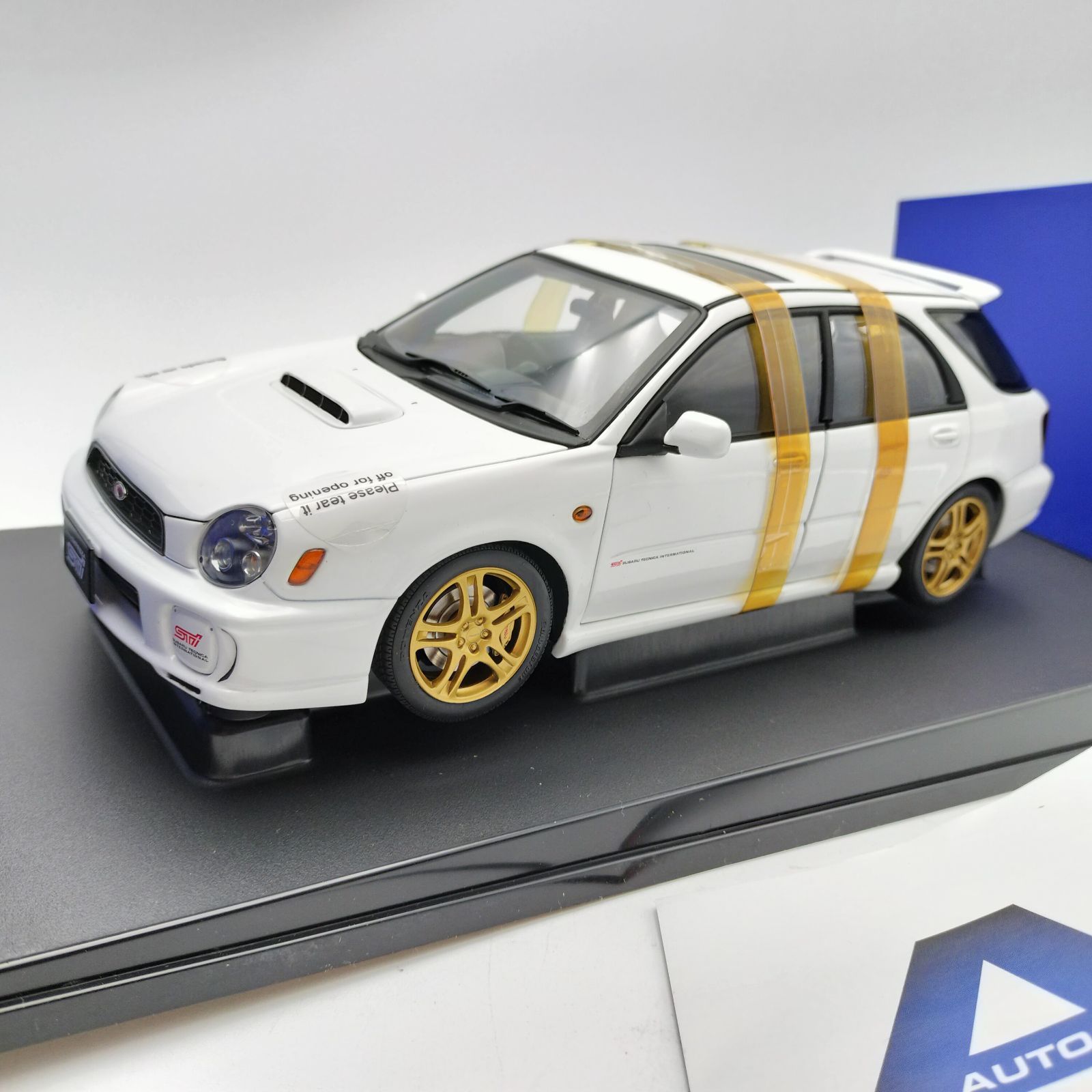 オートアート AUTOart　1/18 スバル　インプレッサ　wrx sti ホワイト AUTOart オートアート 1&frasl;18 Subaru スバル Impreza インプレッサ