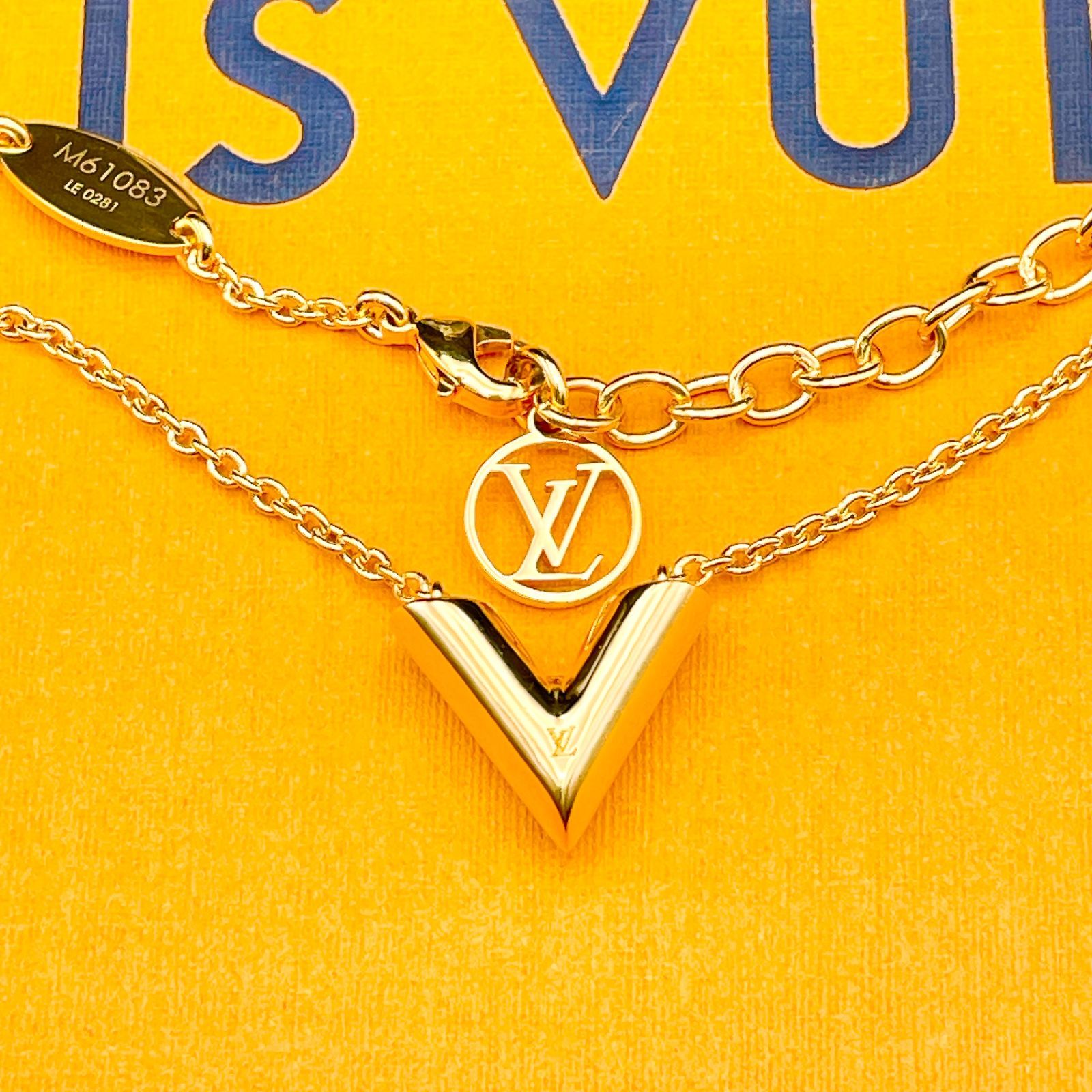 ◇ルイヴィトン◇新品仕上済 LOUIS VUITTON M61083 エセンシャルV