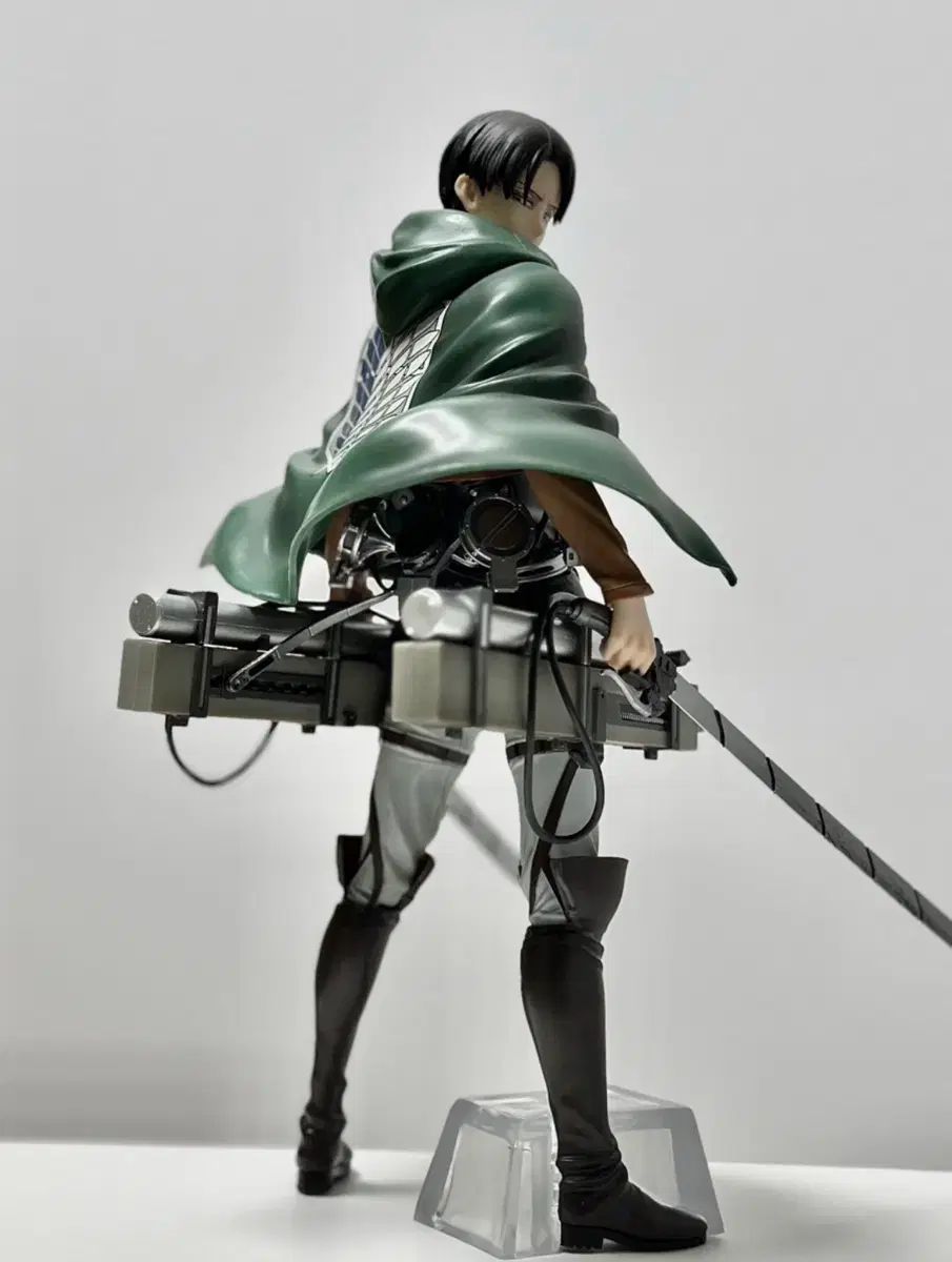 b*7様 【再出品】クラピカ&進撃の巨人 リヴァイ エレン Grandista リヴァイB賞 Grandista（グランディスタ）エレン まとめ売り - メルカリ