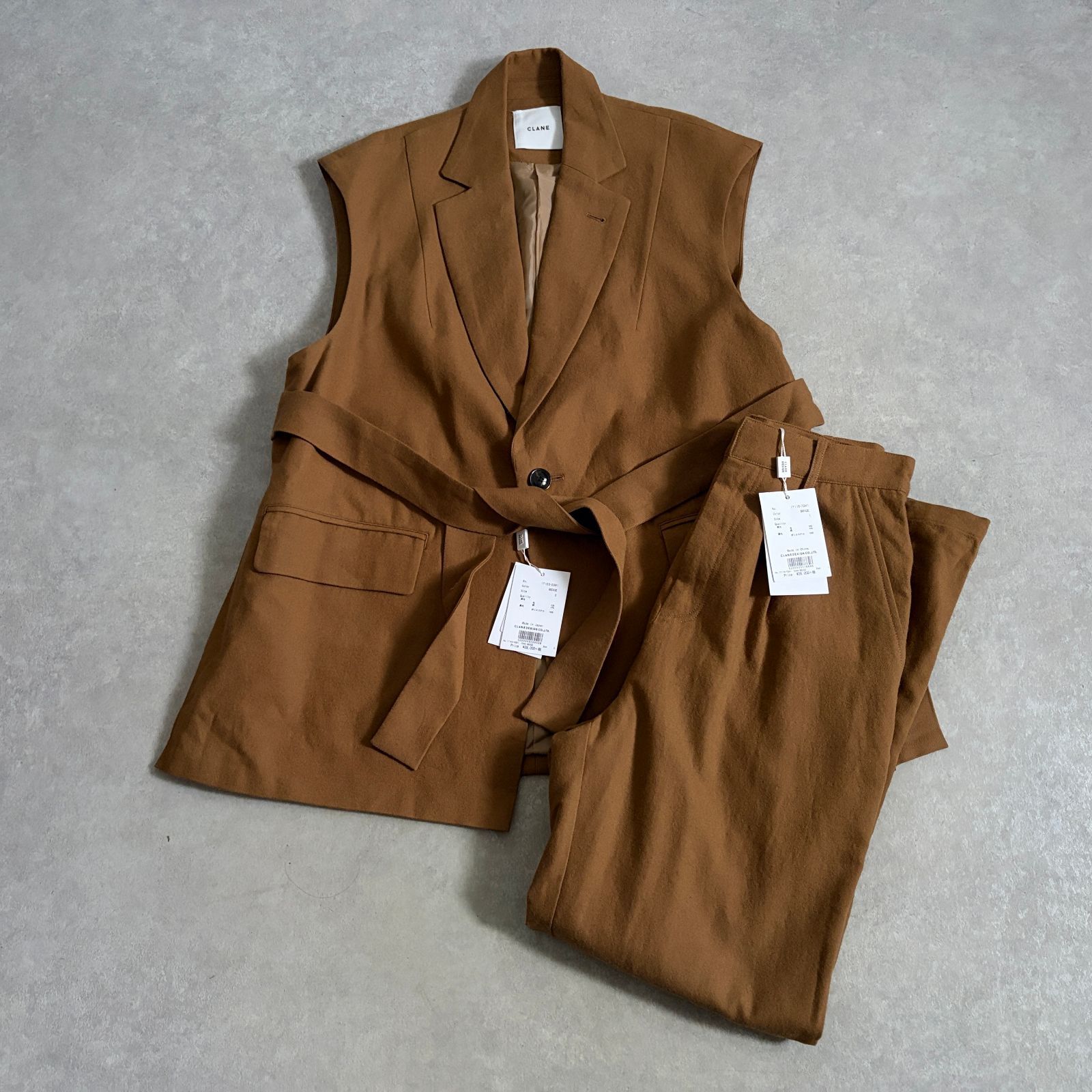 新品 定価5.4万 CLANE ウール セミロング ベスト & フレアパンツ セットアップ クラネ