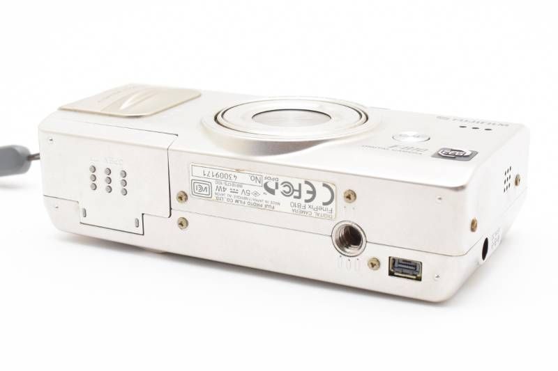 ジャンク レンズ美品】Fujifilm 富士フィルム Finepix F810 コンパクト
