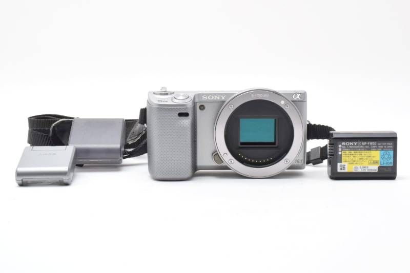 実用品】Sony ソニー NEX-5N ボディ シルバー ミラーレス一眼カメラ