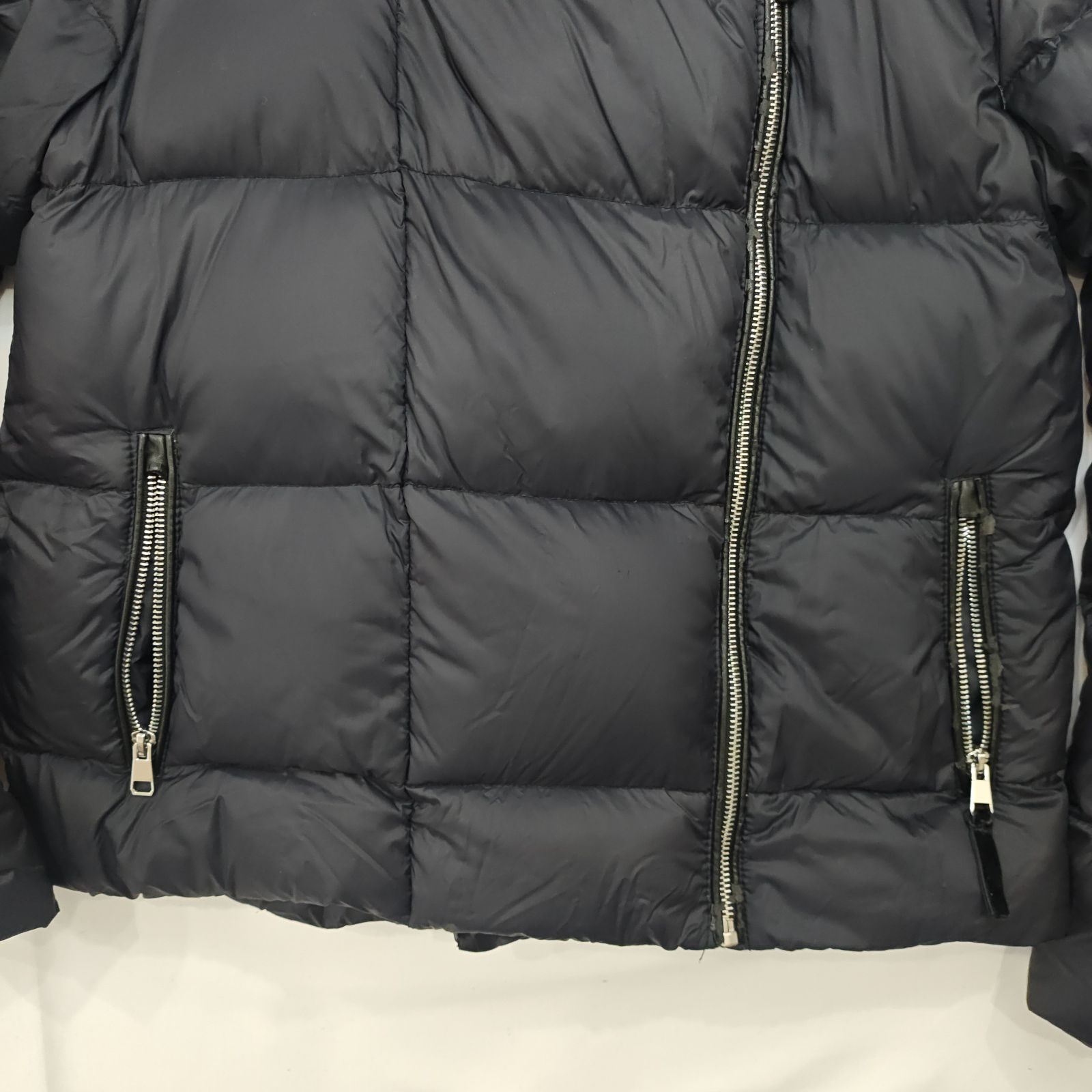 人気】ZARA アウター パフジャケット ダウン風 黒 M アシンメトリー 
