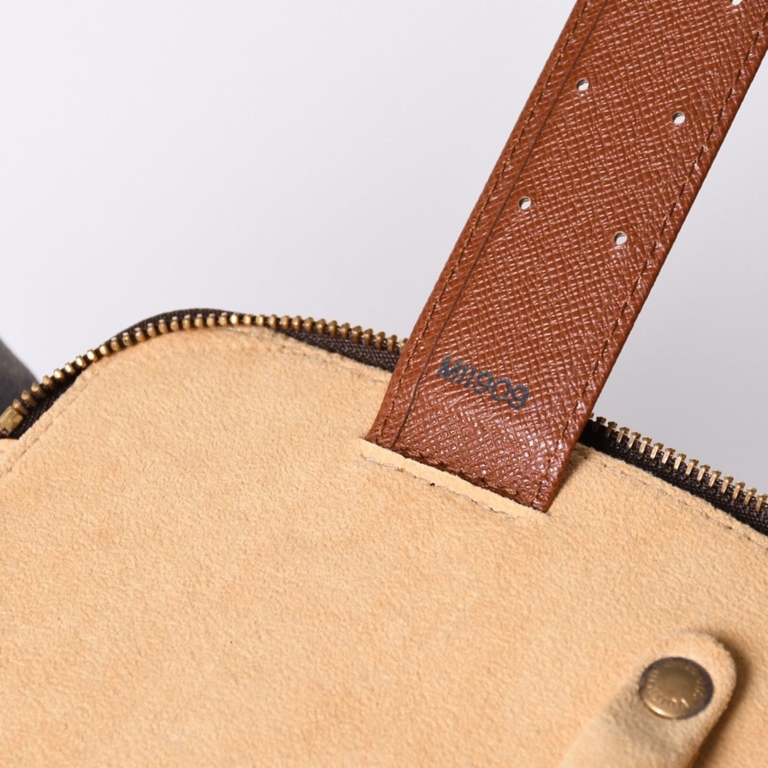 極美品 LOUISVUITTON ルイヴィトン モノグラム ポッシュ モンテカルロ 