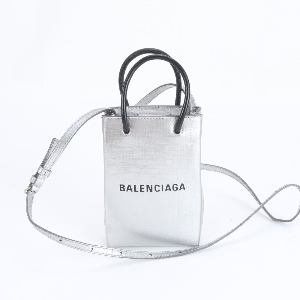 美品 バレンシアガ がま口 1 27276 レザー メタル シルバー金具 アイボリー 白 ショルダーバッグ  1518【中古】BALENCIAGA 楽天市場】美品 バレンシアガ がま口 1 27276 レザー メタル シルバー