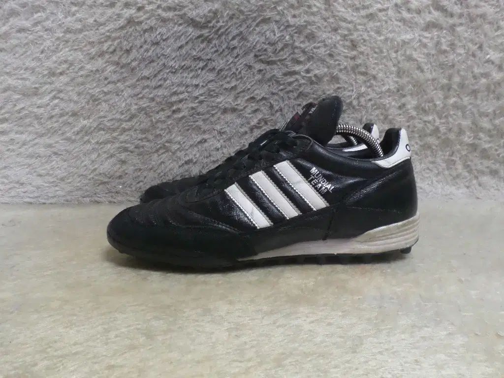 260 アディダス コパ ムンディアル チーム サッカーシューズ 中古 靴 260505