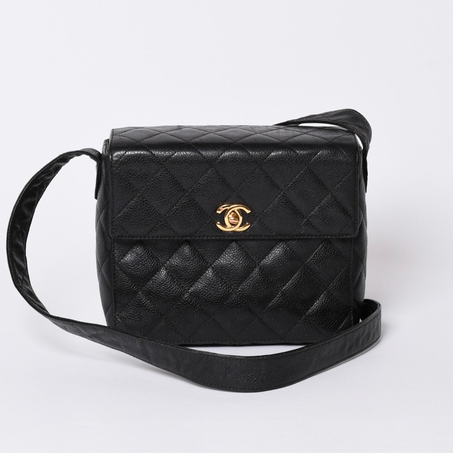 シャネル CHANEL ココマーク ショルダーバッグ バッグ キャビアスキン(グレインドカーフ) レディース ブラック系 【中古】 シャネル(CHANEL)シャネル ココマークショルダーバッグ ショルダー