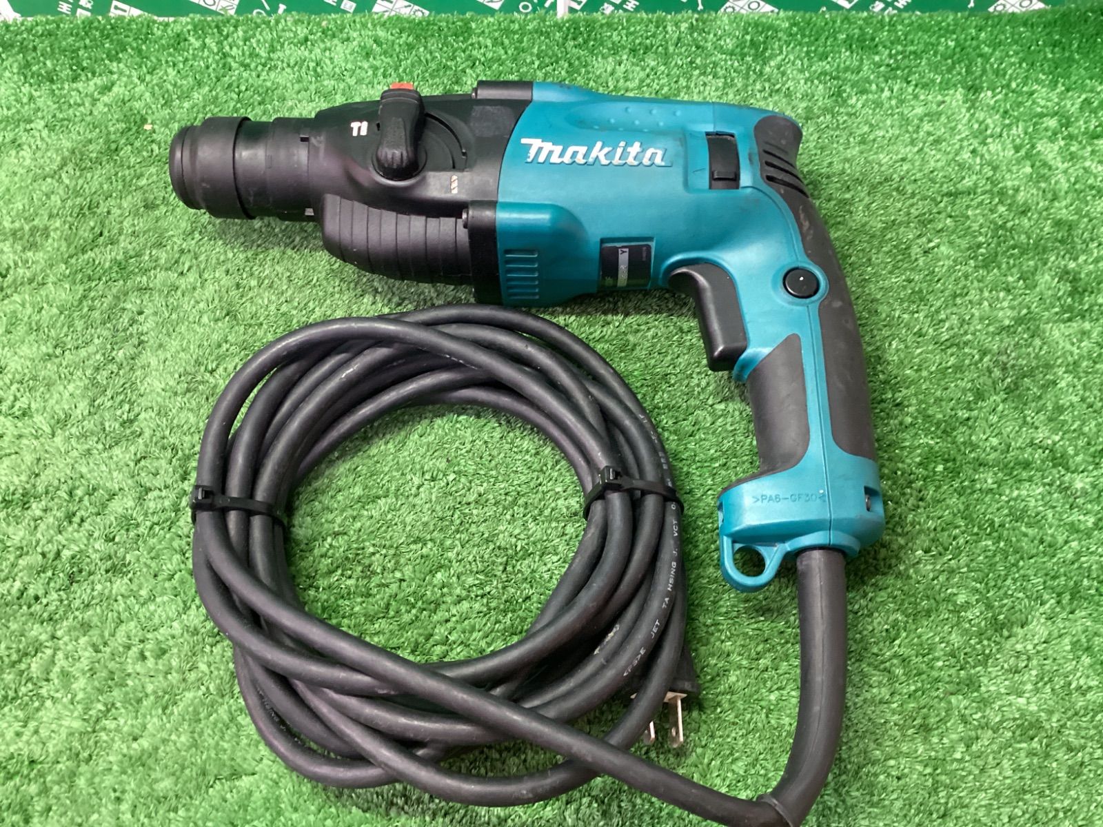 makita(マキタ) 18㎜ 電気ハンマドリル HR1830F / ITXLT7J0SU4U