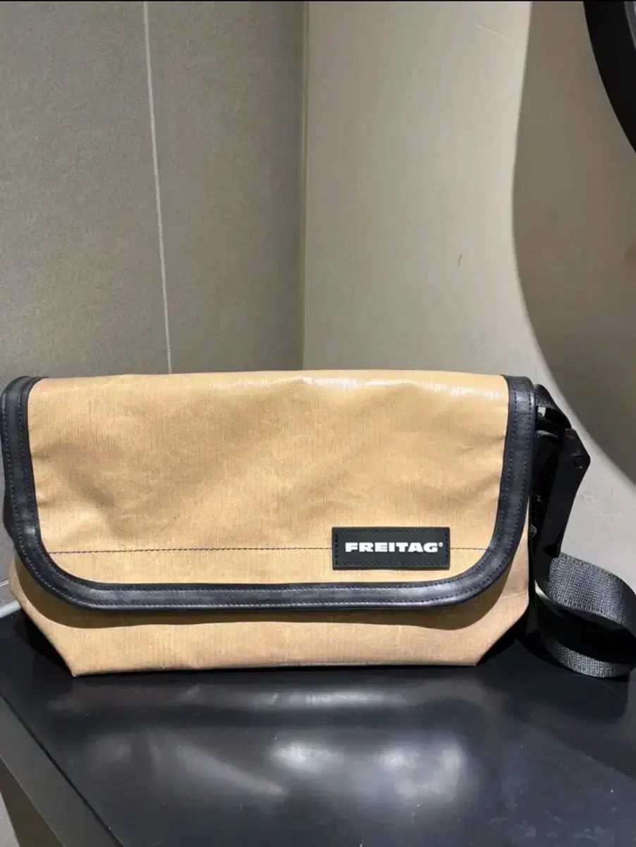 FREITAG ハッパオ クリーム カラー