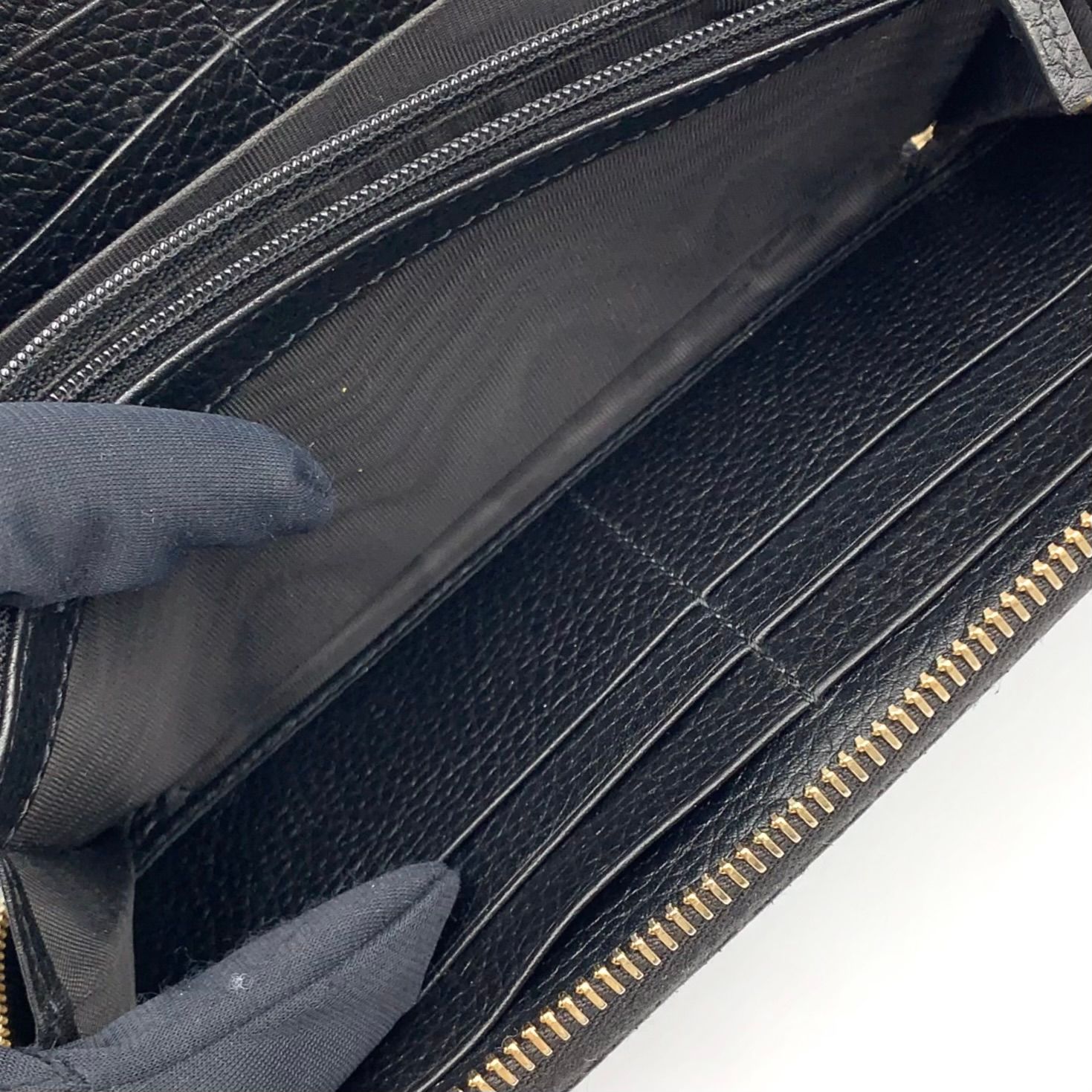 GUCCI ソーホー インターロッキングG ラウンドファスナー レザー