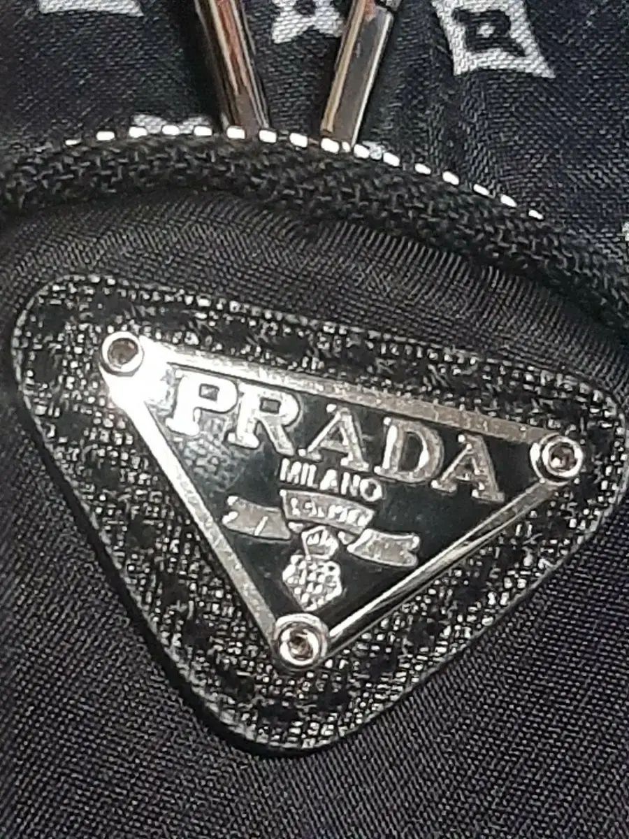 (ブランド) PRADA ミニ キーホルダー