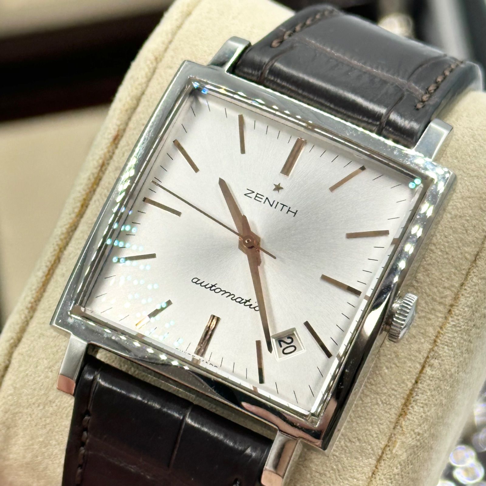 ZENITH ゼニス 03.1965.670 ニュービンテージ 1965 自動巻き 箱付き