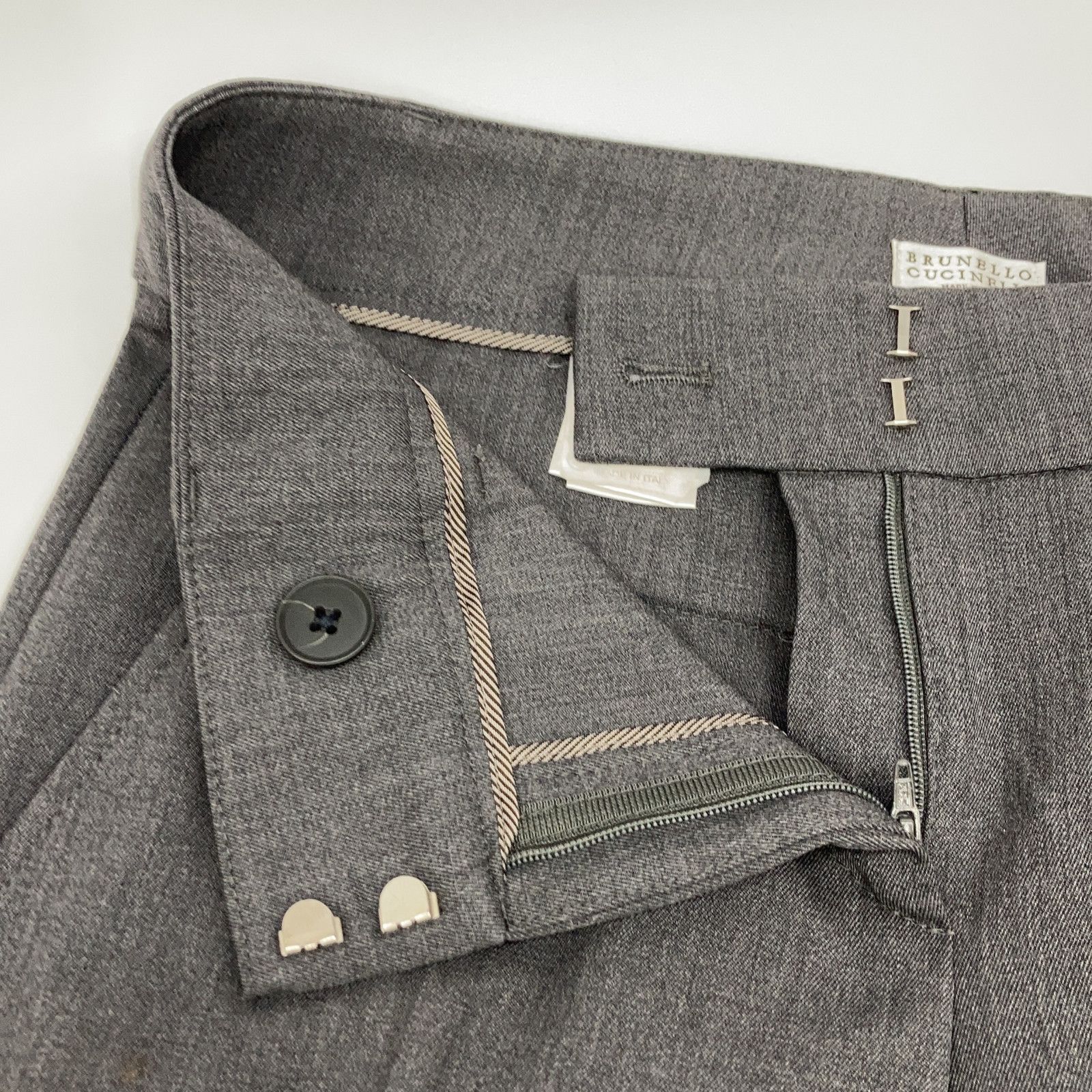 BRUNELLO CUCINELLI ブルネロクチネリ ｸﾞﾚｰ ｽﾗｯｸｽﾊﾟﾝﾂ 40 - メルカリ