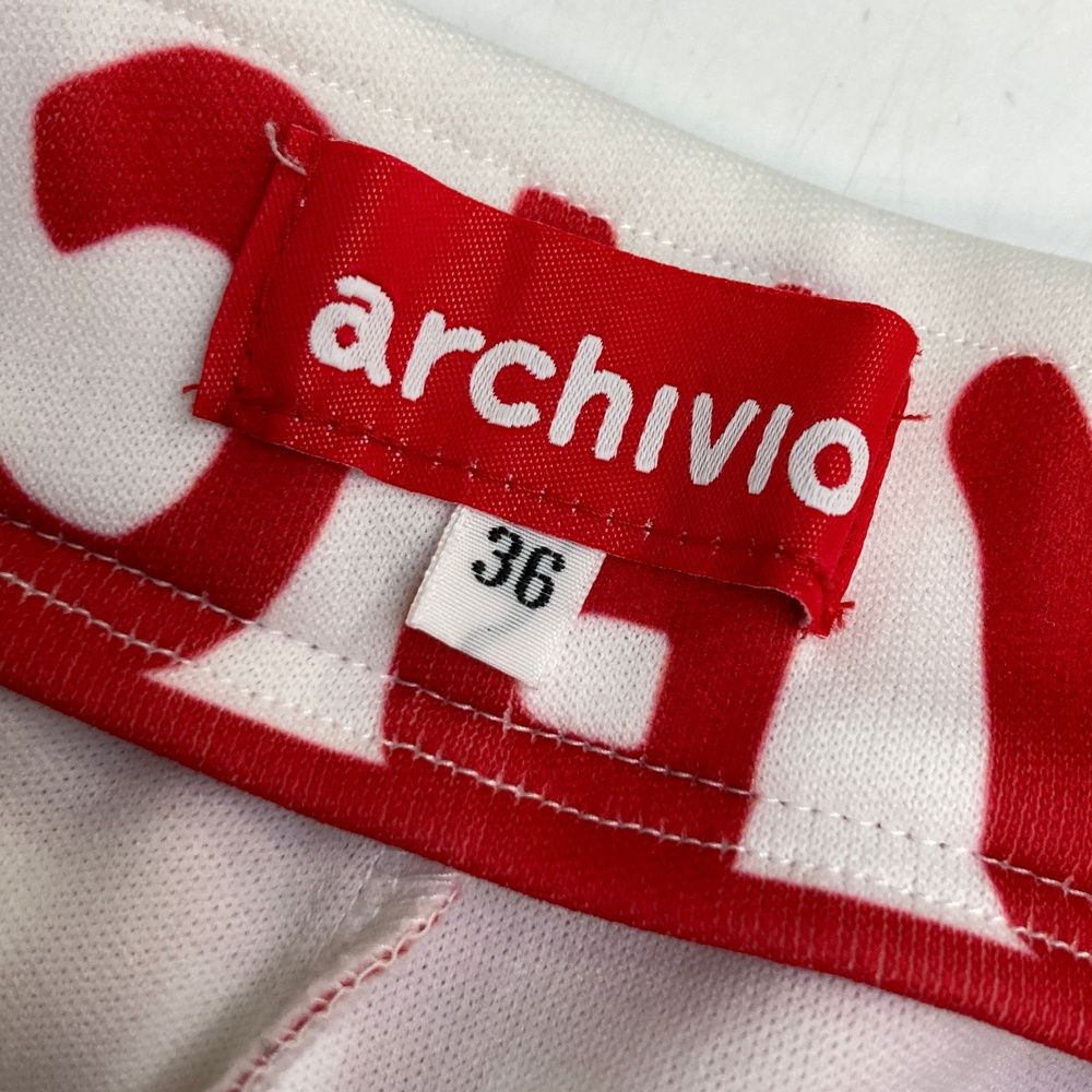 サイズ：36 ARCHIVIO アルチビオ ショートパンツ ロゴ柄 レッド系