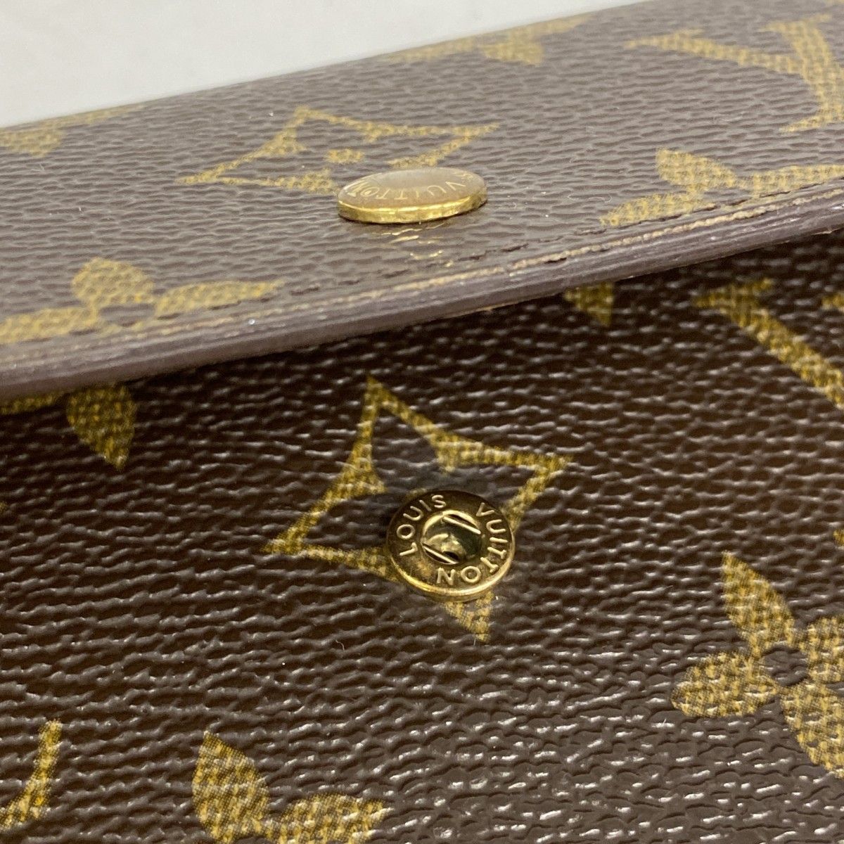 【中古】LOUIS VUITTON | ルイ・ヴィトン ポルトトレゾール エテュイ パピエ モノグラム 三つ折り長財布 M61202 ブラウン【尾張小牧店】 中古・古着通販】LOUIS VUITTON (ルイ ヴィトン) 3つ折り財布