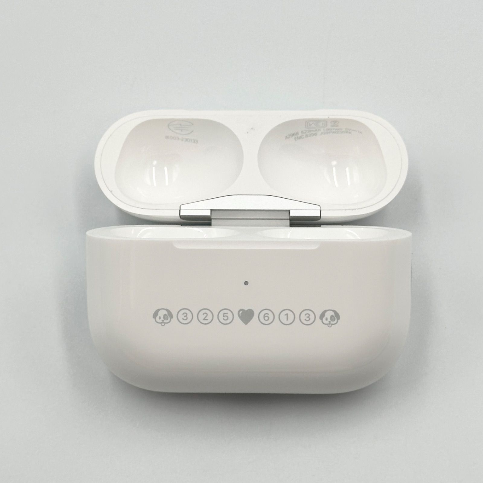 Apple AirPods Pro 第2世代 充電ケースのみ A2968 正規品 type-C
