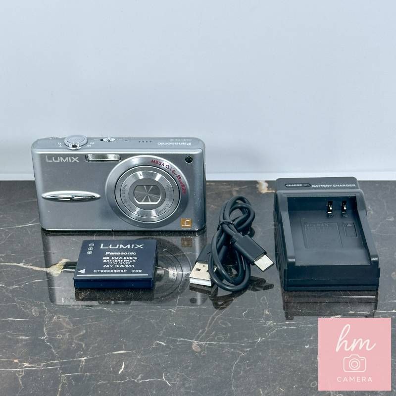 美品】Panasonic LUMIX DMC-FX30 シルバー 720万画素 光学3.6倍ズーム
