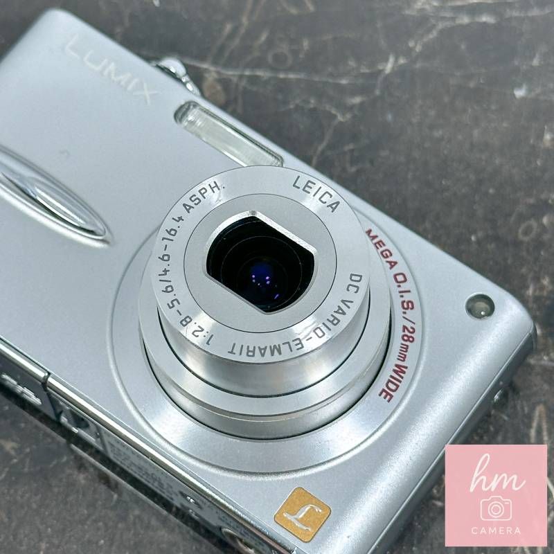 美品】Panasonic LUMIX DMC-FX30 シルバー 720万画素 光学3.6倍ズーム