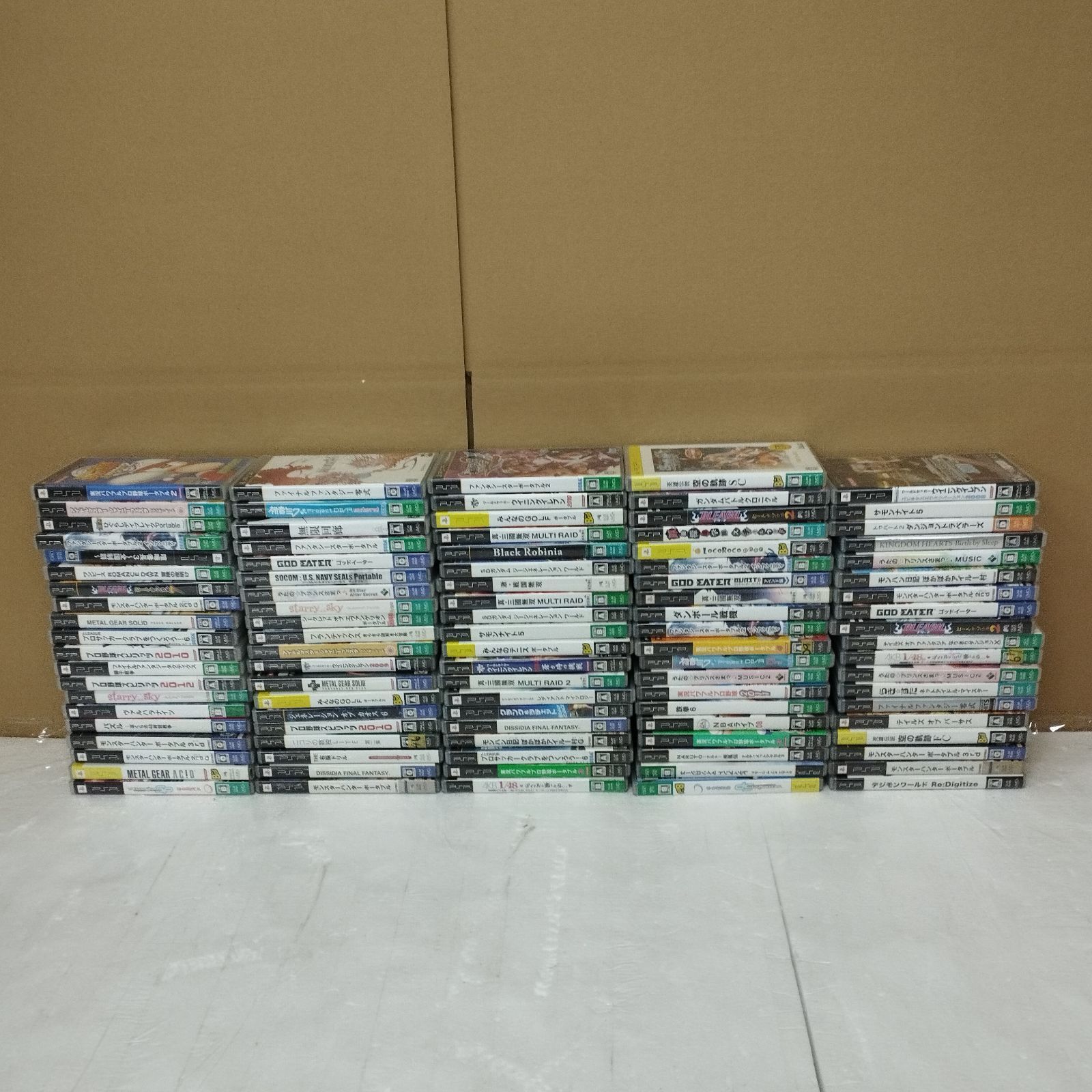 【D15964】 PSP ゲーム ソフト 大量まとめ売り 99個 ※ダブリあり ※ケースイタミあり