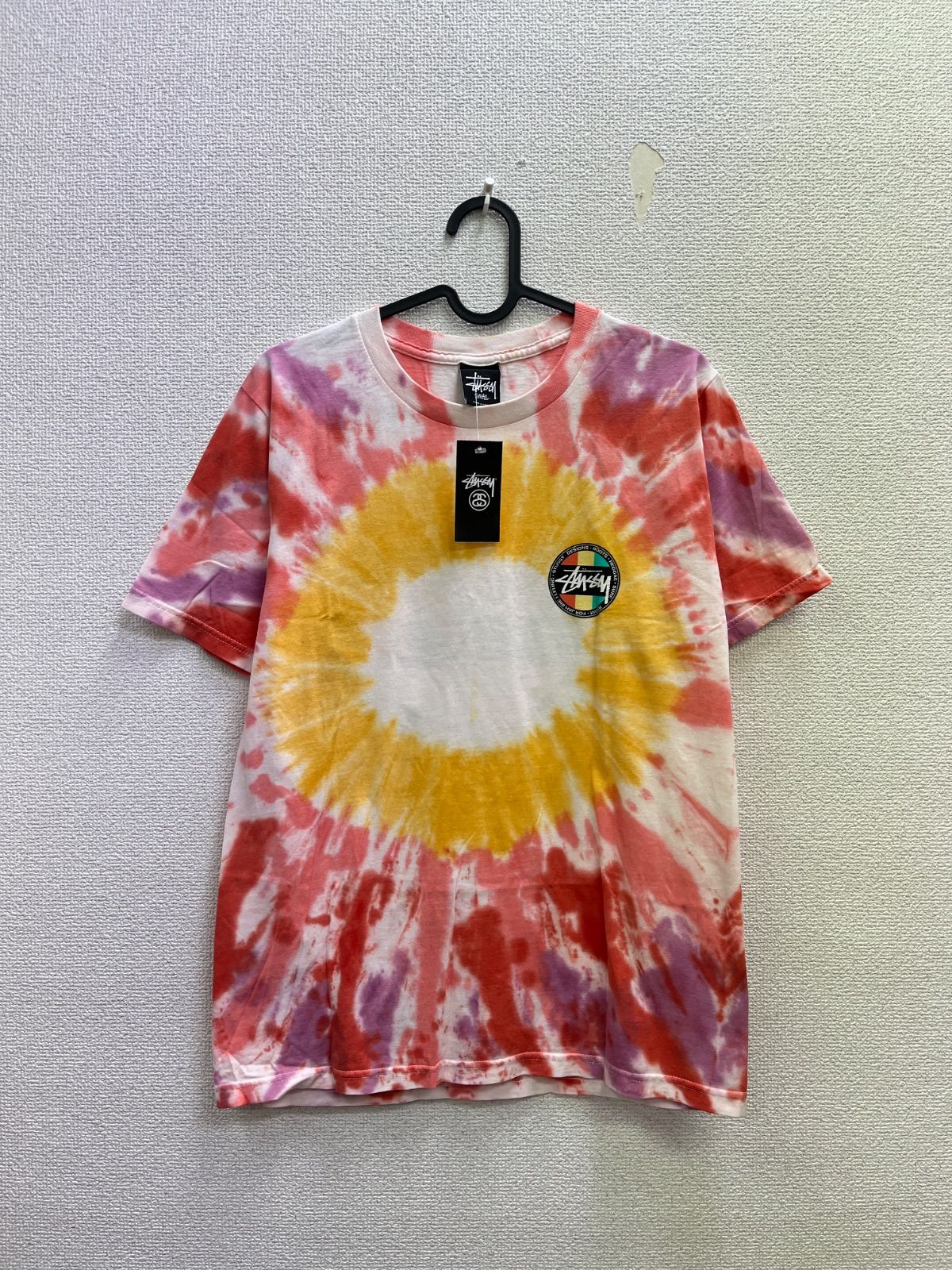 30.STUSSY ステューシー Tシャツ 染め ピンク 黄色 未使用STUSSY タイダイTシャツ　ビッグロゴ 7,800円