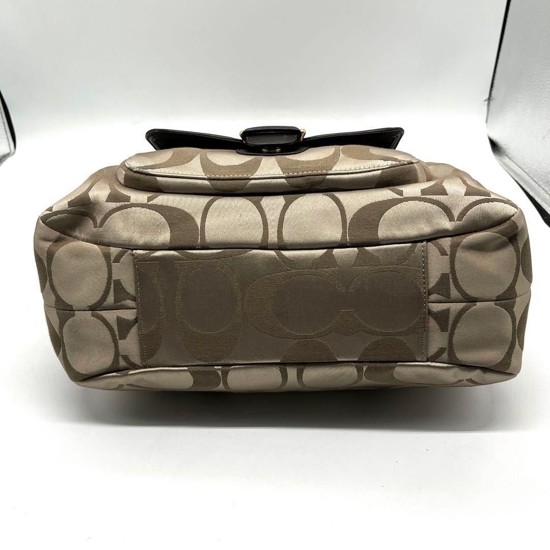 バッグ COACH Soho Signature Hobo Bag 10602 coach soho signature hobo bag shoulder bag vintage khaki leather