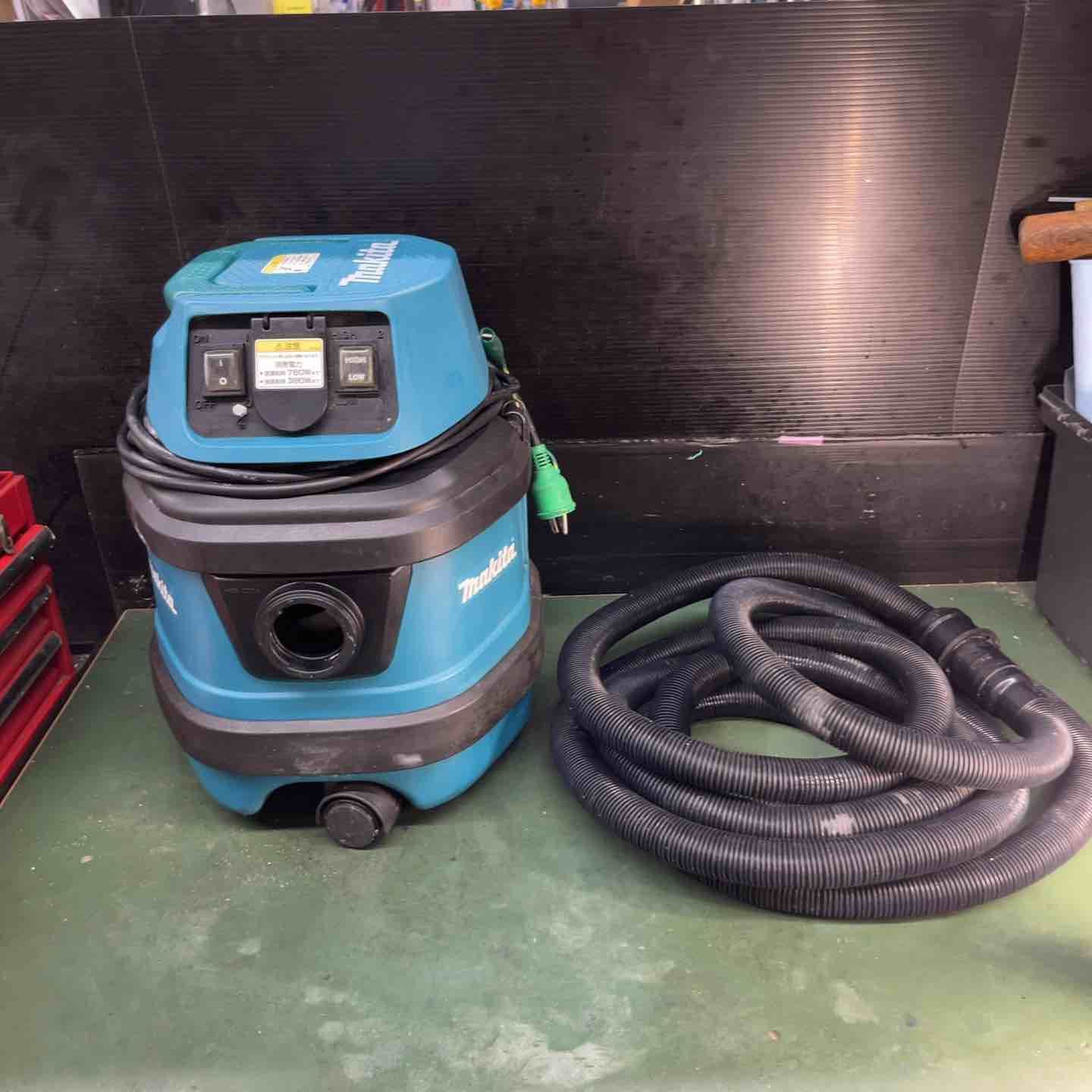☆マキタ(makita) 集じん機 471(P) 乾湿両用【戸田店】 - メルカリ ☆マキタ(makita) 集じん機 471(P) 乾湿両用【戸田店】 - メルカリ
