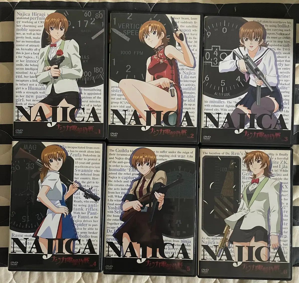楽器・機材 ナジカ 電撃作戦 DVD 前者 6 巻 (完了)
