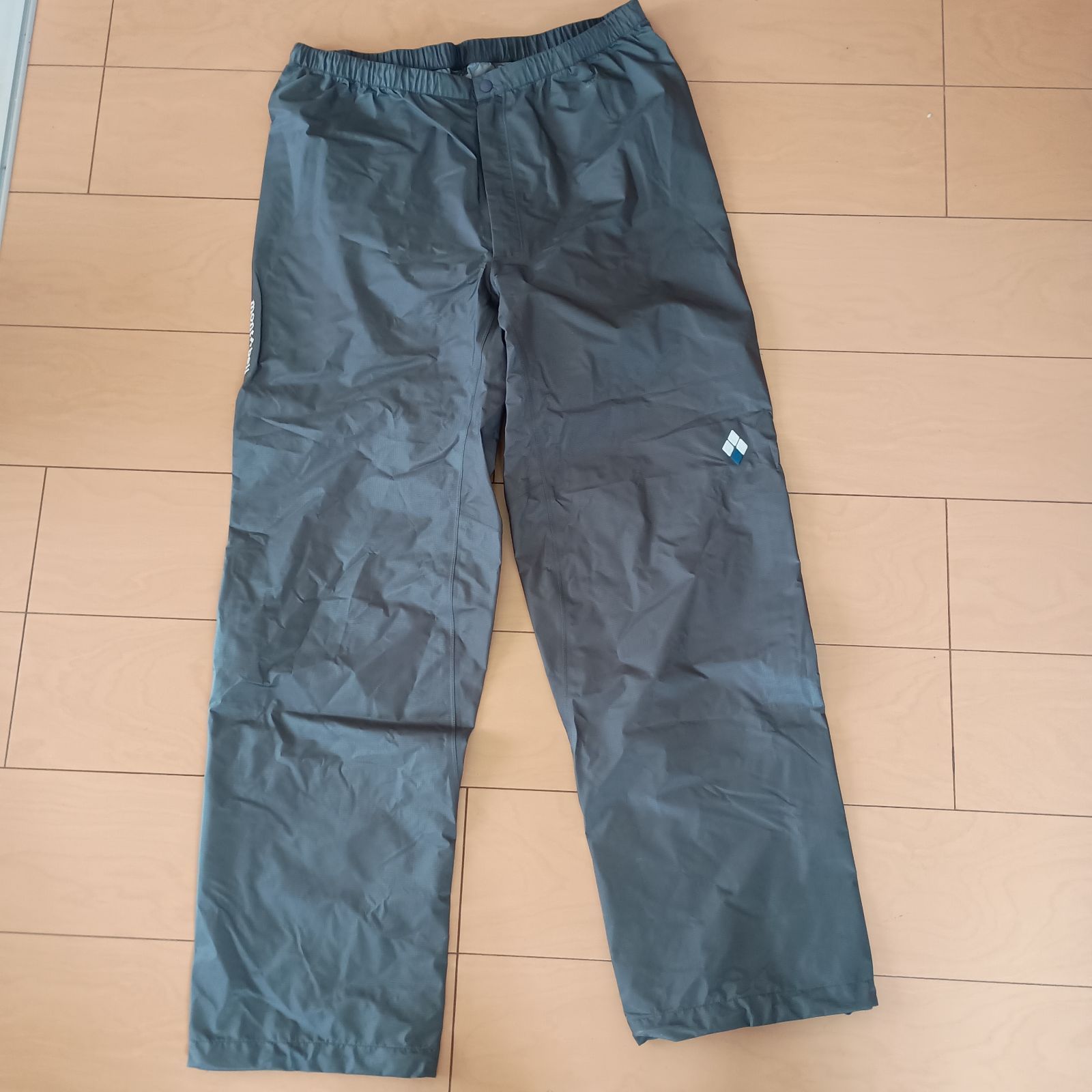 近年モデル L◆mont-bell ストームクルーザーパンツ　2362　メンズ　L　GORE-TEX ゴアテックス　レインウェア　レインパンツ　アウトドアウェア　防寒　モンベル　montbell mont-bell　パンツ